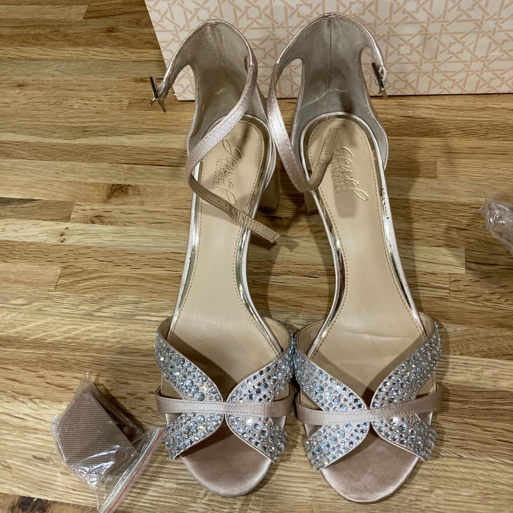 * LAST CHANCE* Badly mischance Jewel shoes